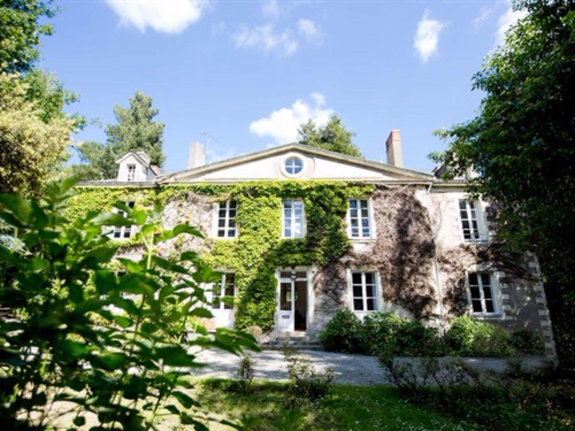 La Guilbaudiere Bed and Breakfast Saint-Herblain Eksteriør billede